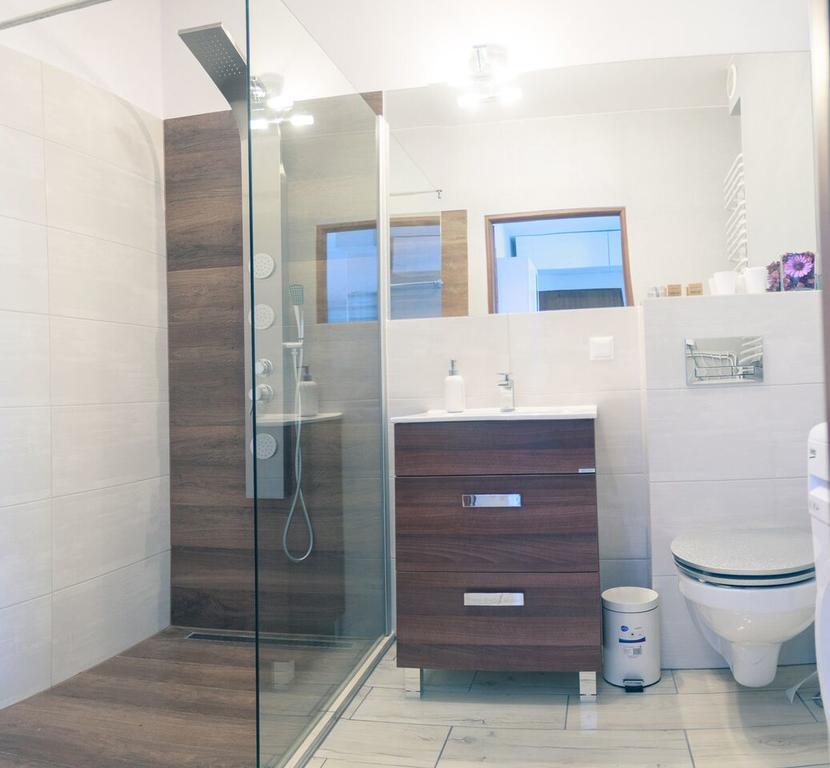 Apartament Zeus Zielona Góra Exteriör bild